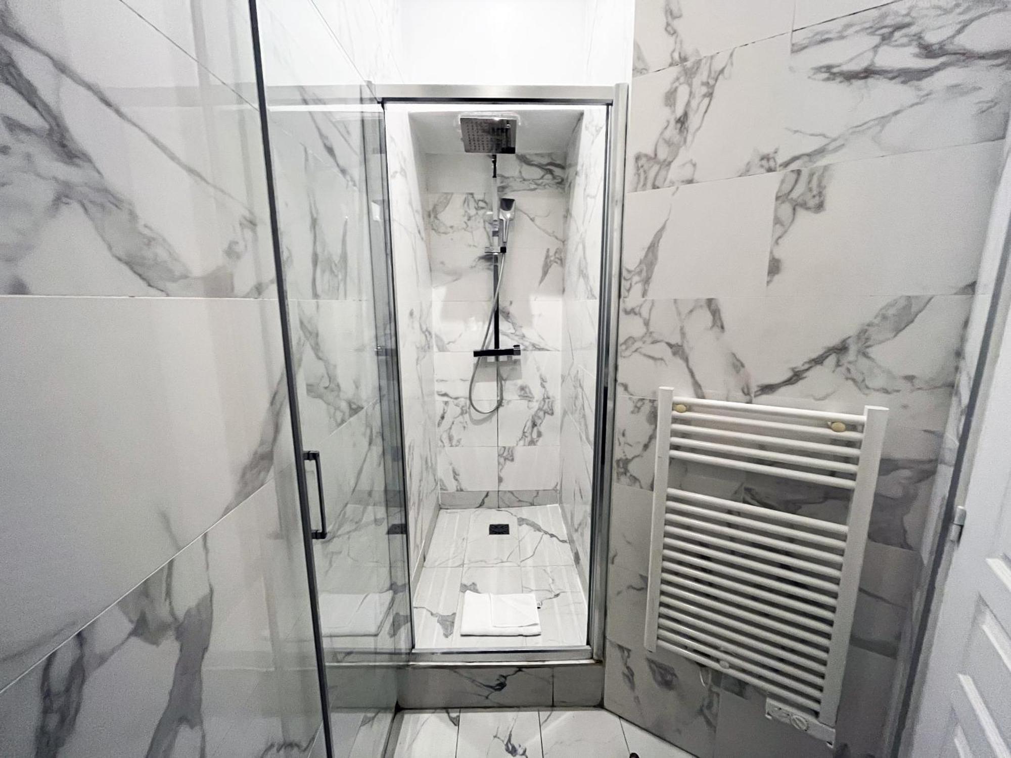 62-Luxury Flat Champs Elysees Париж Екстериор снимка